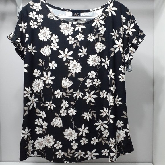 Black Pull-On Top with Creamy White Flowers and Beige Leaves - Picture 1 of 2